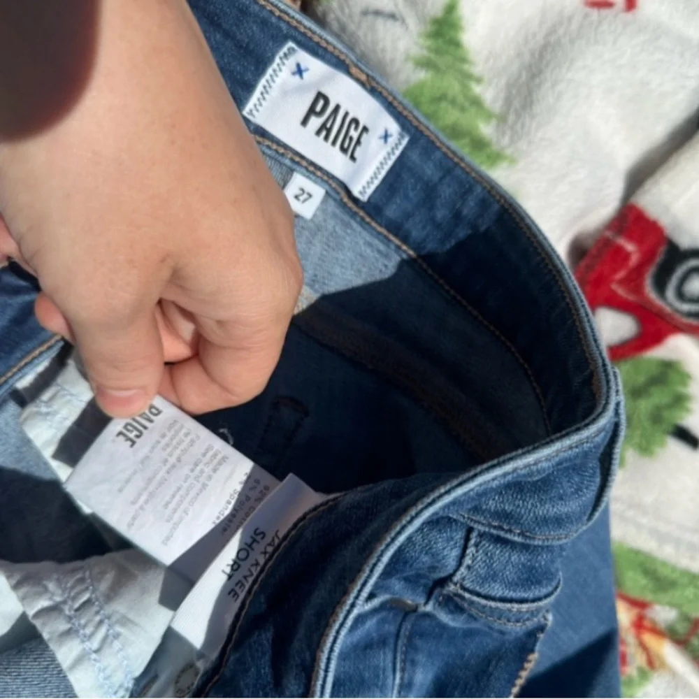 Paige "Jax Knee Short" Medium Wash Mid Rise Distressed Bermuda Shorts Size 27 - Picture 6 of 6